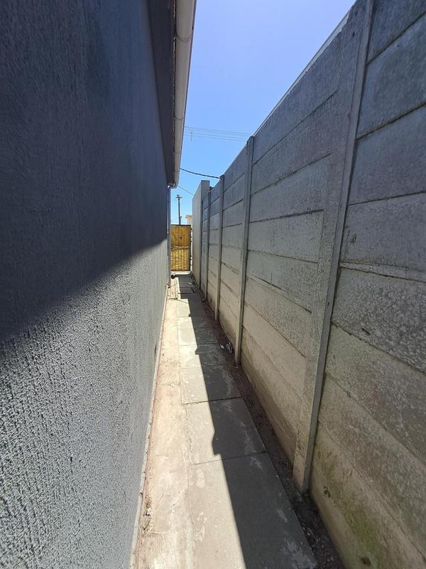 2 Bedroom Property for Sale in Brooklyn Western Cape